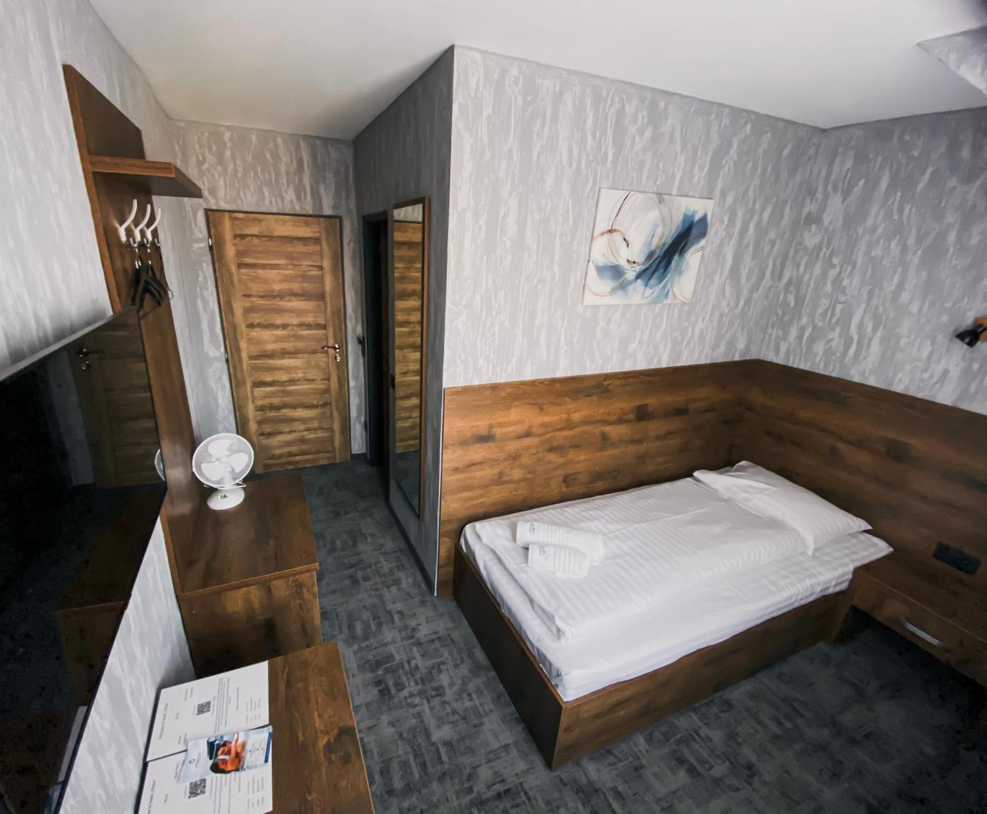 Hotel Petra Грабушице Экстерьер фото